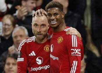 Tin bóng đá 25/10 : Man United bị cầm hòa với đối thủ yếu hơn trên sân nhà