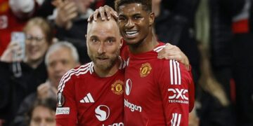 Tin bóng đá 25/10 : Man United bị cầm hòa với đối thủ yếu hơn trên sân nhà