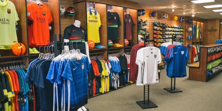 Bí quyết nhập sỉ quần áo bóng đá từ Trung Quốc về kinh doanh